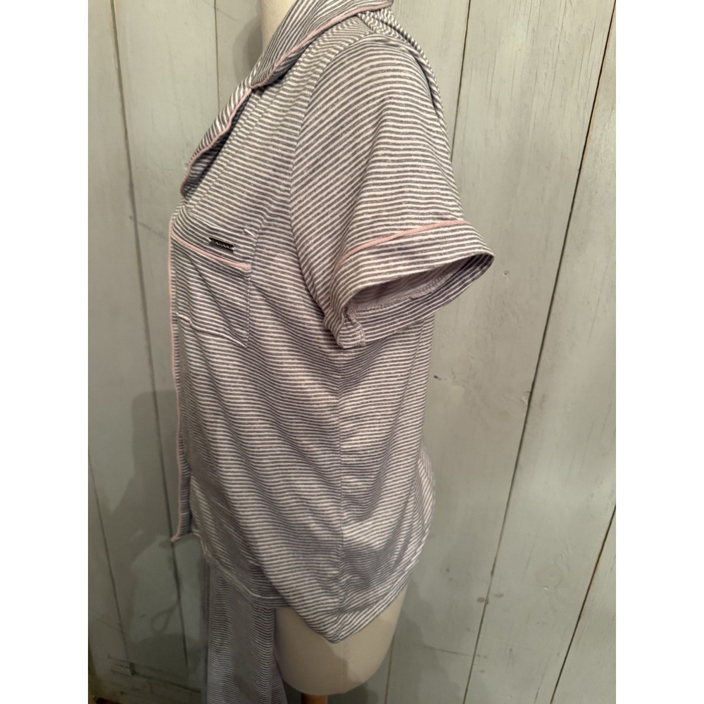 TAHARI Super soft & Cozy 2 PC Pajama Set In Grey & White Pink Trim Size M - Picture 9 of 11